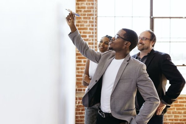 Construisez votre avenir en suivant des formations à Aulnay-Sous-Bois !