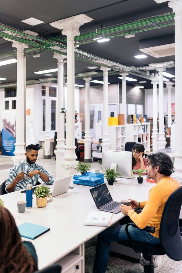 L'importance d'un bureau fermé à Marseille pour votre activité